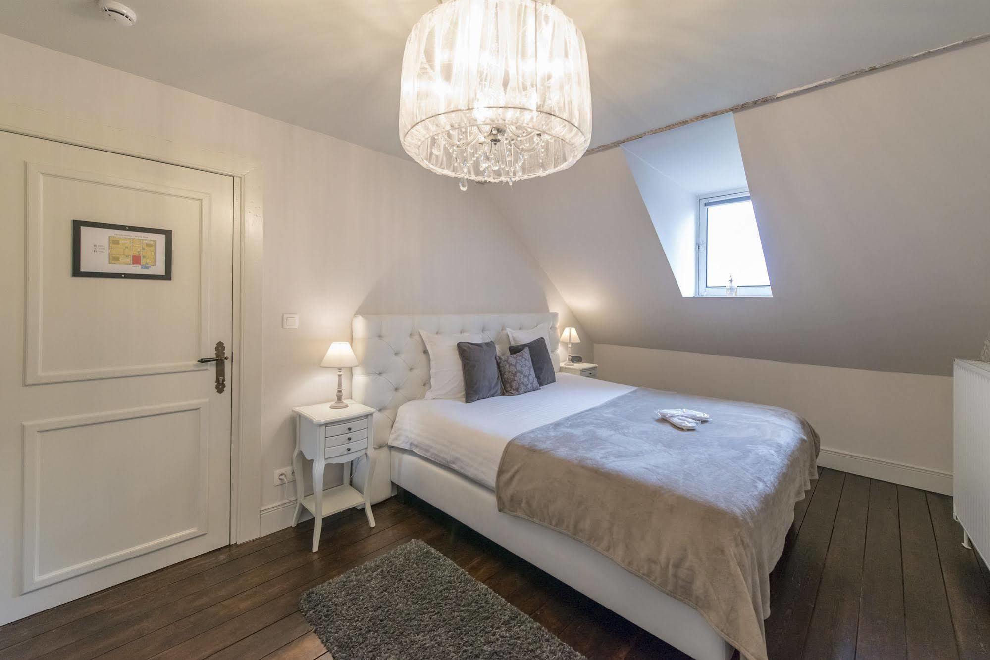 Boutique Hotel Huys van Steyns Tongres Extérieur photo